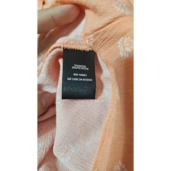 Torrid NWT Washable Crinkle Gauze V-Neck Ruffle Strap Tank size 1X 14-16 - Picture 7 of 10